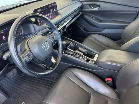 Used 2023 Honda Accord EX-L image 10
