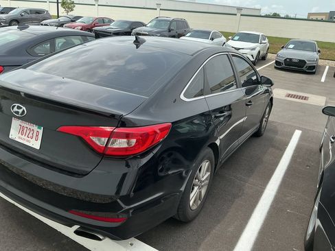 Used 2017 Hyundai Sonata SE FWD image 3