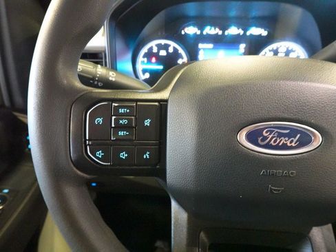 Used 2023 Ford F250 XL AWD/4WD image 11