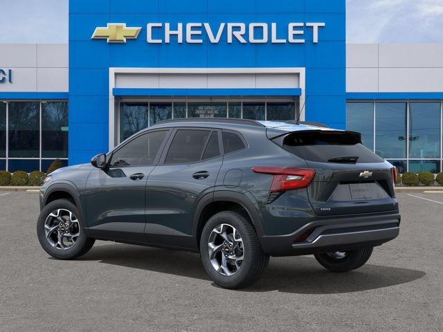 New 2026 Chevrolet Trax LT w/ Driver Confidence Package FWD image 3