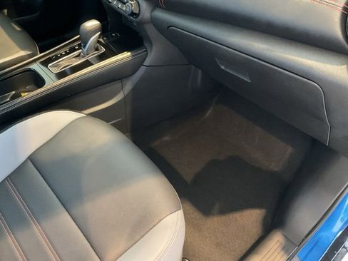 Used 2023 Nissan Kicks SR w/ SR Premium Package image 25