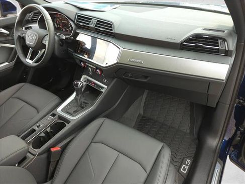Used 2025 Audi Q3 2.0T Premium AWD/4WD image 22