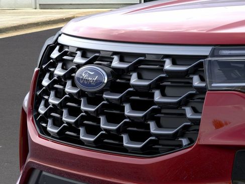 New 2026 Ford Explorer Platinum w/ LUX Leather Package image 17