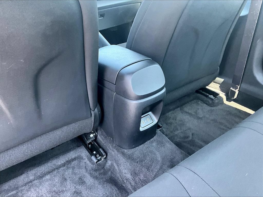 Certified 2025 Hyundai Elantra Sport FWD image 11
