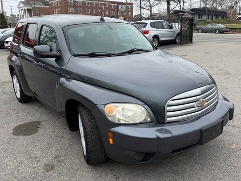 Used 2010 Chevrolet HHR LT image 7
