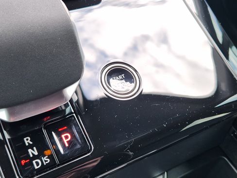 New 2025 Land Rover Range Rover Sport Dynamic SE image 19