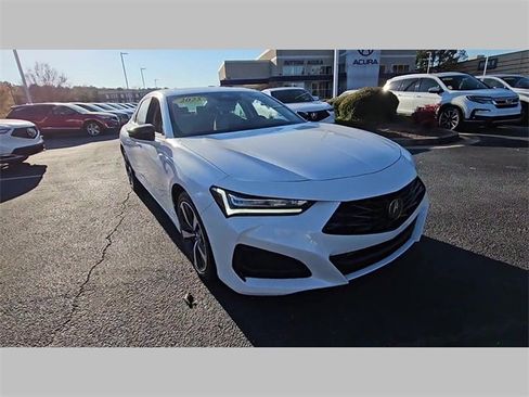 Certified 2025 Acura TLX w/ Technology Package image 42