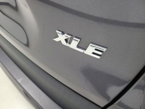 Used 2023 Toyota RAV4 XLE FWD image 12
