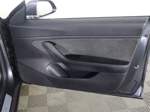 Used 2019 Tesla Model 3 Performance AWD/4WD image 24