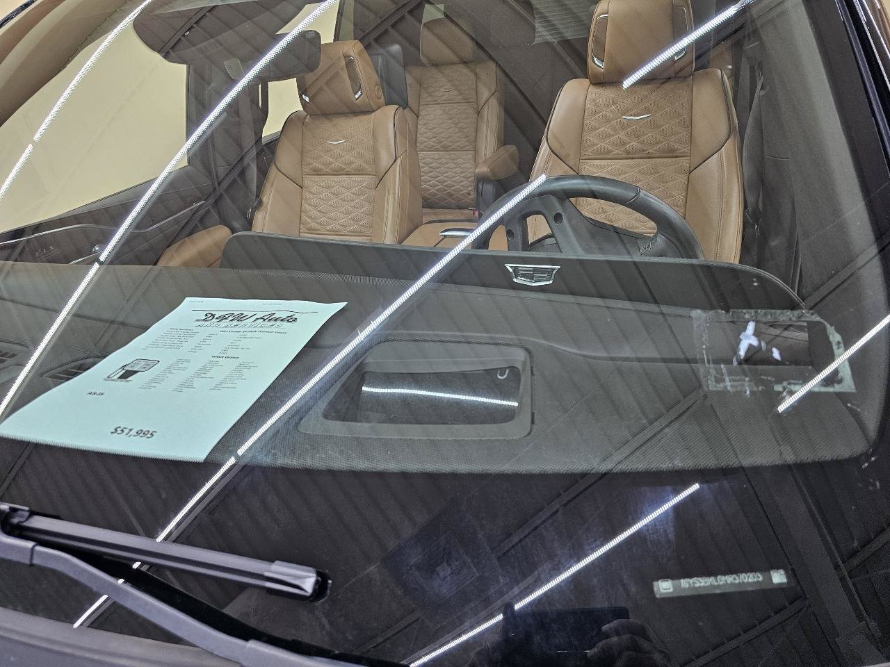 Used 2021 Cadillac Escalade Premium Luxury RWD image 44