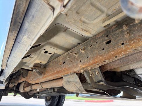 Used 2000 Ford F350 XLT AWD/4WD image 18