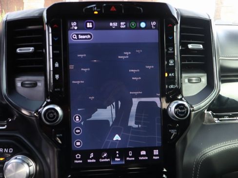 Used 2025 RAM 1500 Limited w/ Body Color Bumper Group image 34