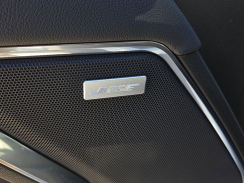 Used 2025 Chevrolet Silverado 1500 LT Trail Boss w/ Convenience Package II AWD/4WD image 24