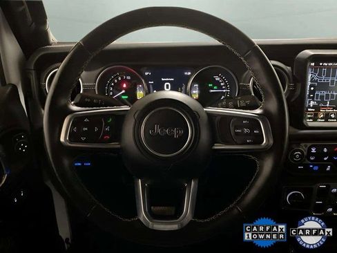 Used 2023 Jeep Wrangler Unlimited Sahara w/ Cold Weather Group image 9