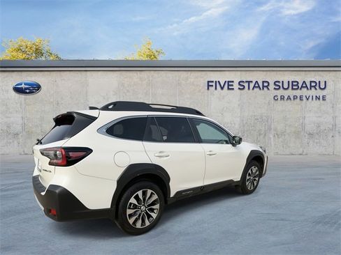 Used 2025 Subaru Outback Limited image 8