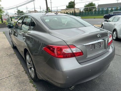 Used 2013 INFINITI M37 x w/ Premium Pkg AWD/4WD image 3