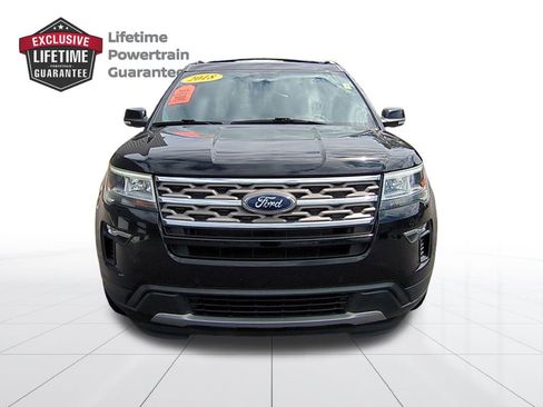 Used 2018 Ford Explorer XLT w/ Equipment Group 202A image 8