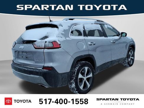 Used 2019 Jeep Cherokee Limited w/ Technology Group image 7