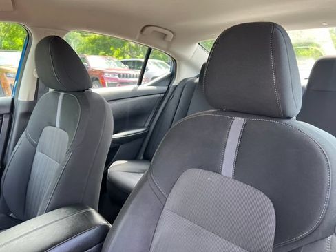 Used 2022 Nissan Sentra SV w/ Trunk Package FWD image 11