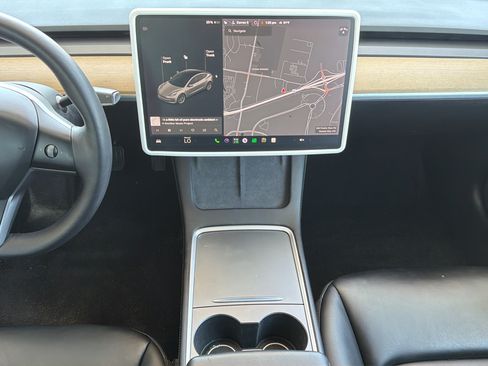 Used 2021 Tesla Model 3 Standard Range Plus RWD image 8
