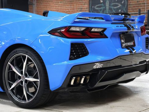 Used 2021 Chevrolet Corvette 2dr Stingray Conv w/ Z51 Performance Package image 34