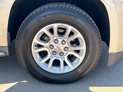 Used 2015 GMC Yukon SLE w/ Convenience Package RWD image 9