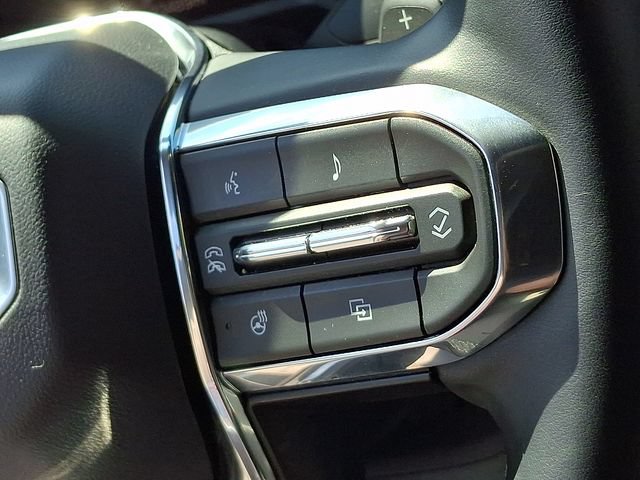 Used 2026 GMC Acadia Elevation w/ Elevation Premium Package FWD image 22