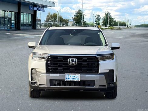 New 2026 Honda Pilot Elite image 16