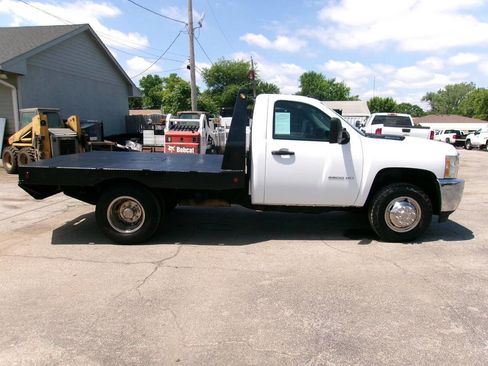 Used 2013 Chevrolet Silverado 3500 W/T w/ Snow Plow Prep Package AWD/4WD image 5