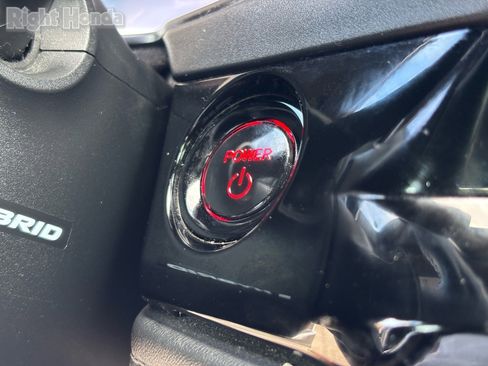 Used 2024 Honda Accord Sport image 32