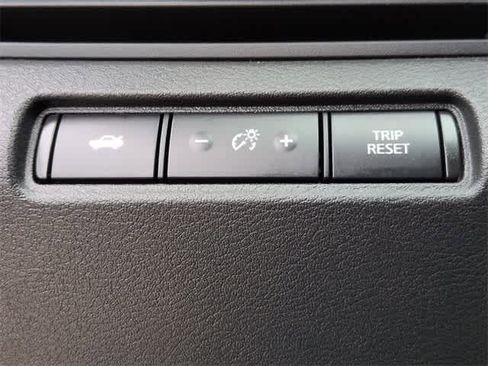 Used 2023 Nissan Altima 2.5 SV image 39