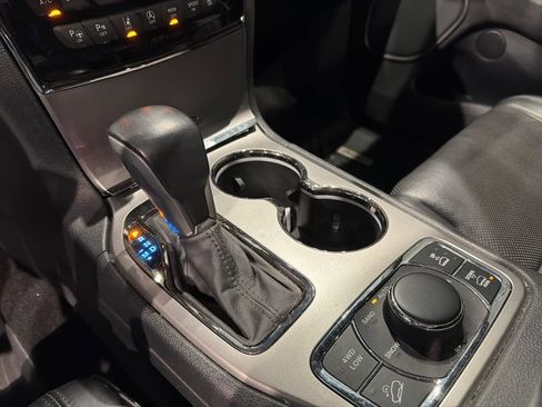 Used 2019 Jeep Grand Cherokee High Altitude image 17