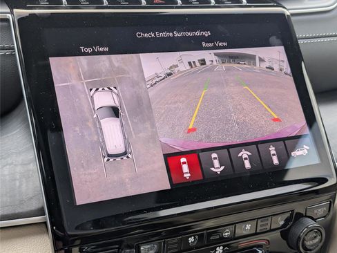New 2025 Jeep Grand Cherokee Limited w/ Luxury Tech Group II RWD image 18