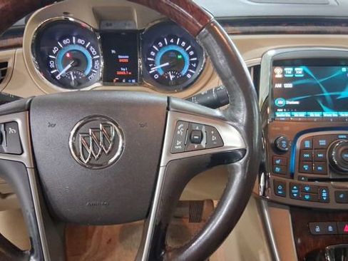 Used 2012 Buick LaCrosse Premium image 11