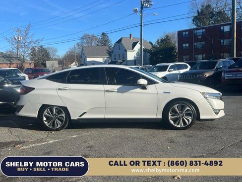 Used 2018 Honda Clarity Touring image 5