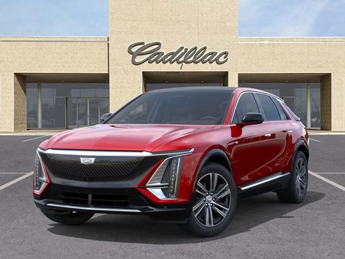 New 2025 Cadillac Lyriq Luxury image 6