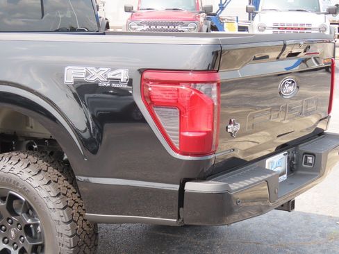 New 2026 Ford F150 XLT w/ Equipment Group 302A MID AWD/4WD image 14