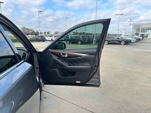 Used 2019 INFINITI Q50 Luxe w/ Cargo Package (L96) image 28