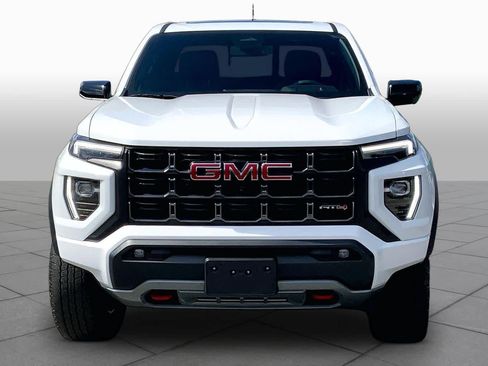 Used 2023 GMC Canyon AT4 w/ AT4 Premium Package AWD/4WD image 4