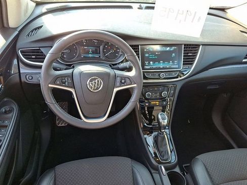 Used 2021 Buick Encore Preferred image 12