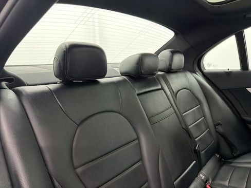 Used 2018 Mercedes-Benz C 300 Sedan image 26