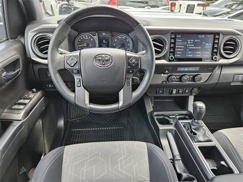 Used 2023 Toyota Tacoma TRD Sport image 4