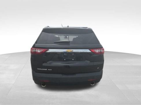 Used 2020 Chevrolet Traverse LT w/ LT Premium Package AWD/4WD image 5