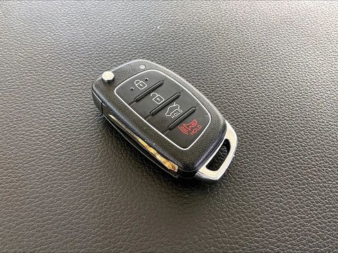 Used 2018 Hyundai Sonata SE image 31