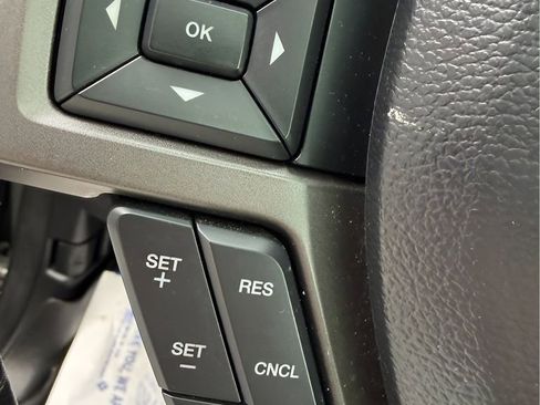 Used 2019 Ford Expedition XLT w/ Equipment Group 202A image 25