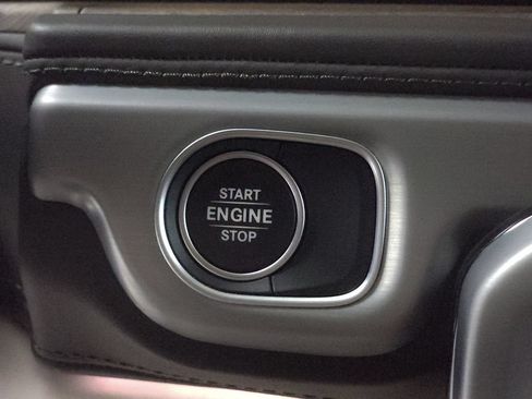 Used 2024 Mercedes-Benz G 550 image 16