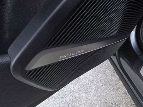 Used 2018 Audi SQ5 Prestige image 13