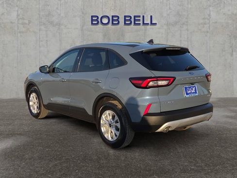 Certified 2025 Ford Escape Active w/ Cold Weather Package AWD/4WD image 3