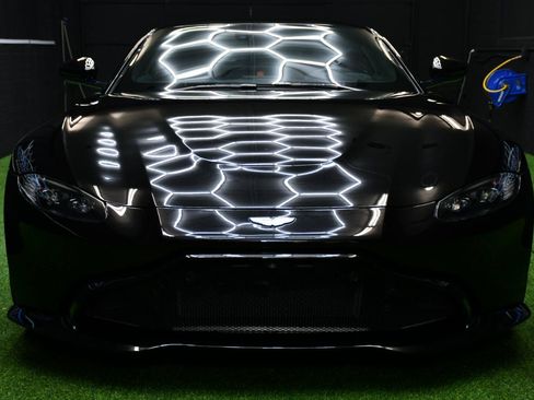 Used 2020 Aston Martin V8 Vantage Coupe RWD image 13