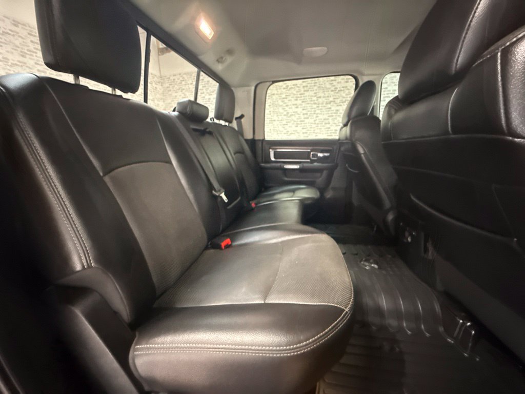 Used 2017 RAM 3500 Laramie w/ Convenience Group AWD/4WD image 12